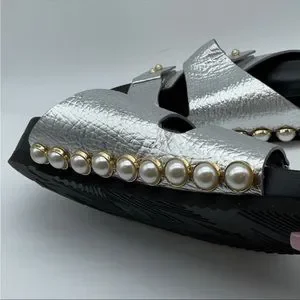 【ＳＵＥＣＯＭＭＡ ＢＯＮＮＩＥ】Pearl sneakers silver Designer fashion, Seoul-fully created | W Concept